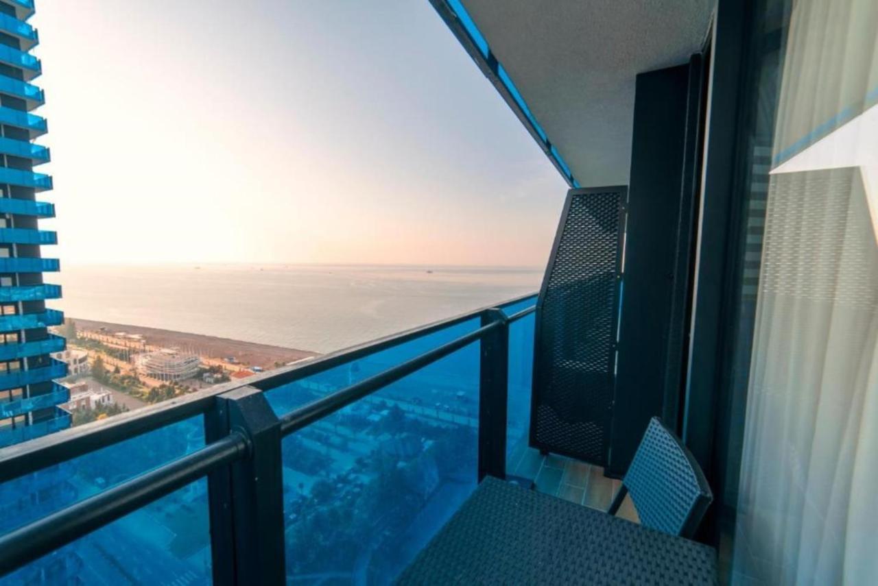 Sea View Aparthotel In Orbi City Батуми Экстерьер фото