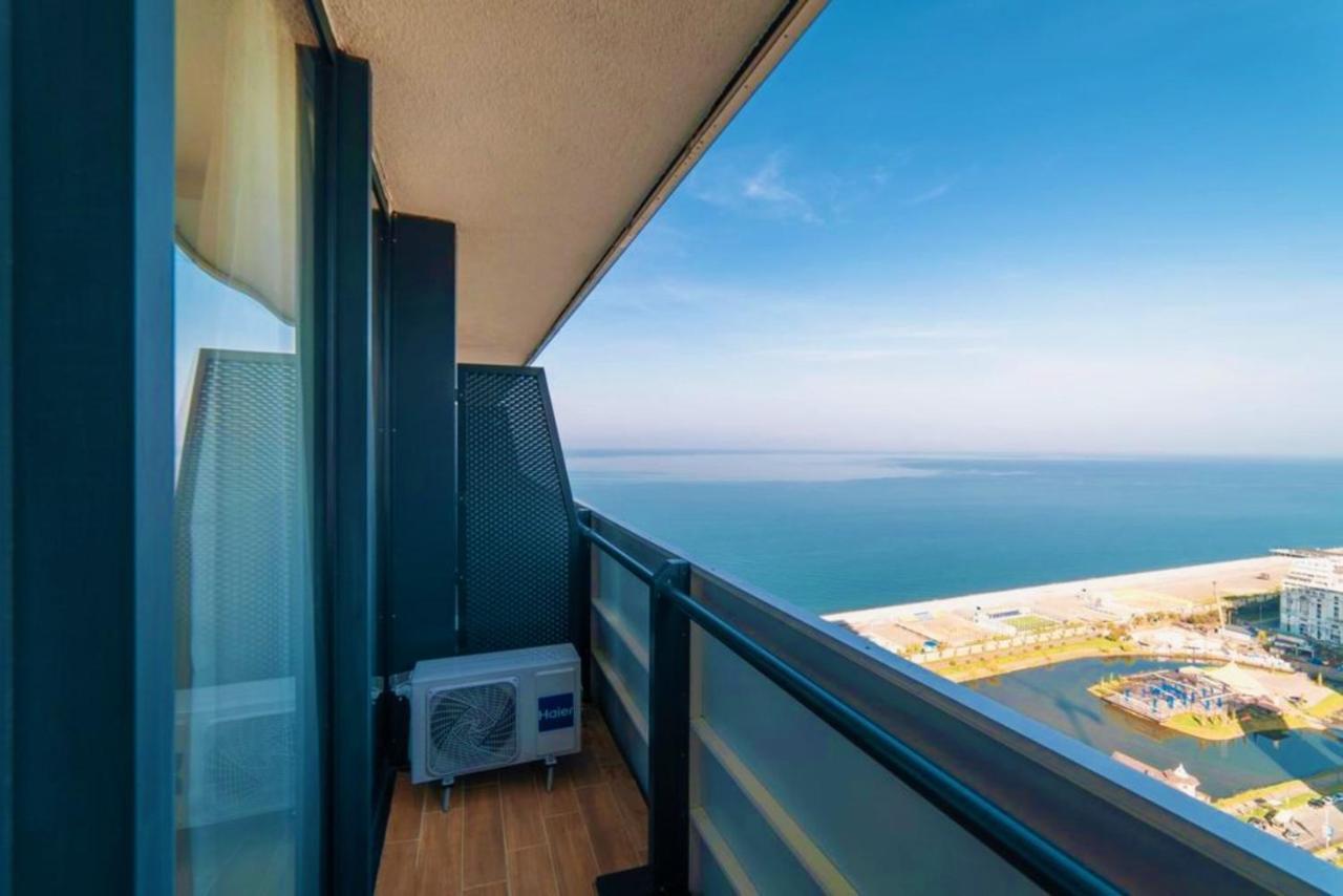 Sea View Aparthotel In Orbi City Батуми Экстерьер фото