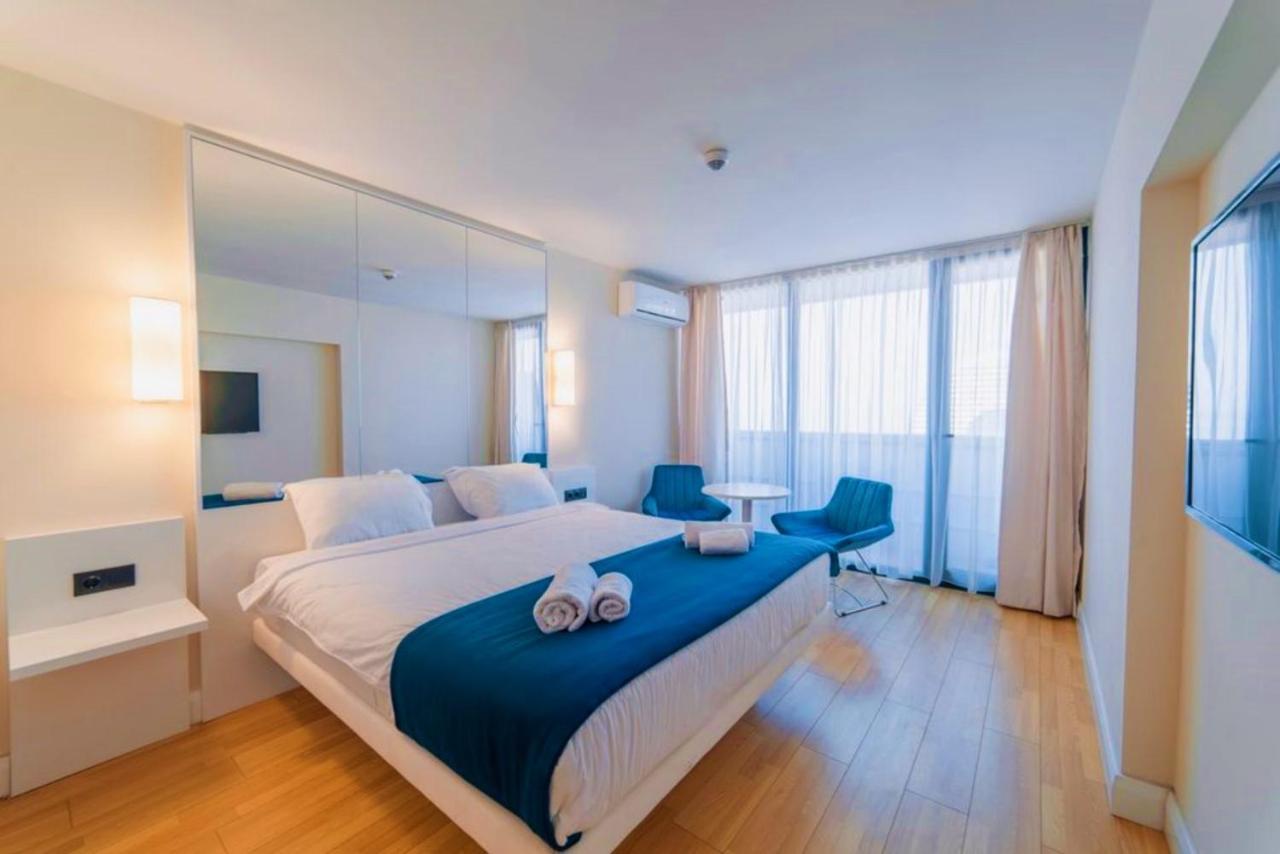 Sea View Aparthotel In Orbi City Батуми Экстерьер фото