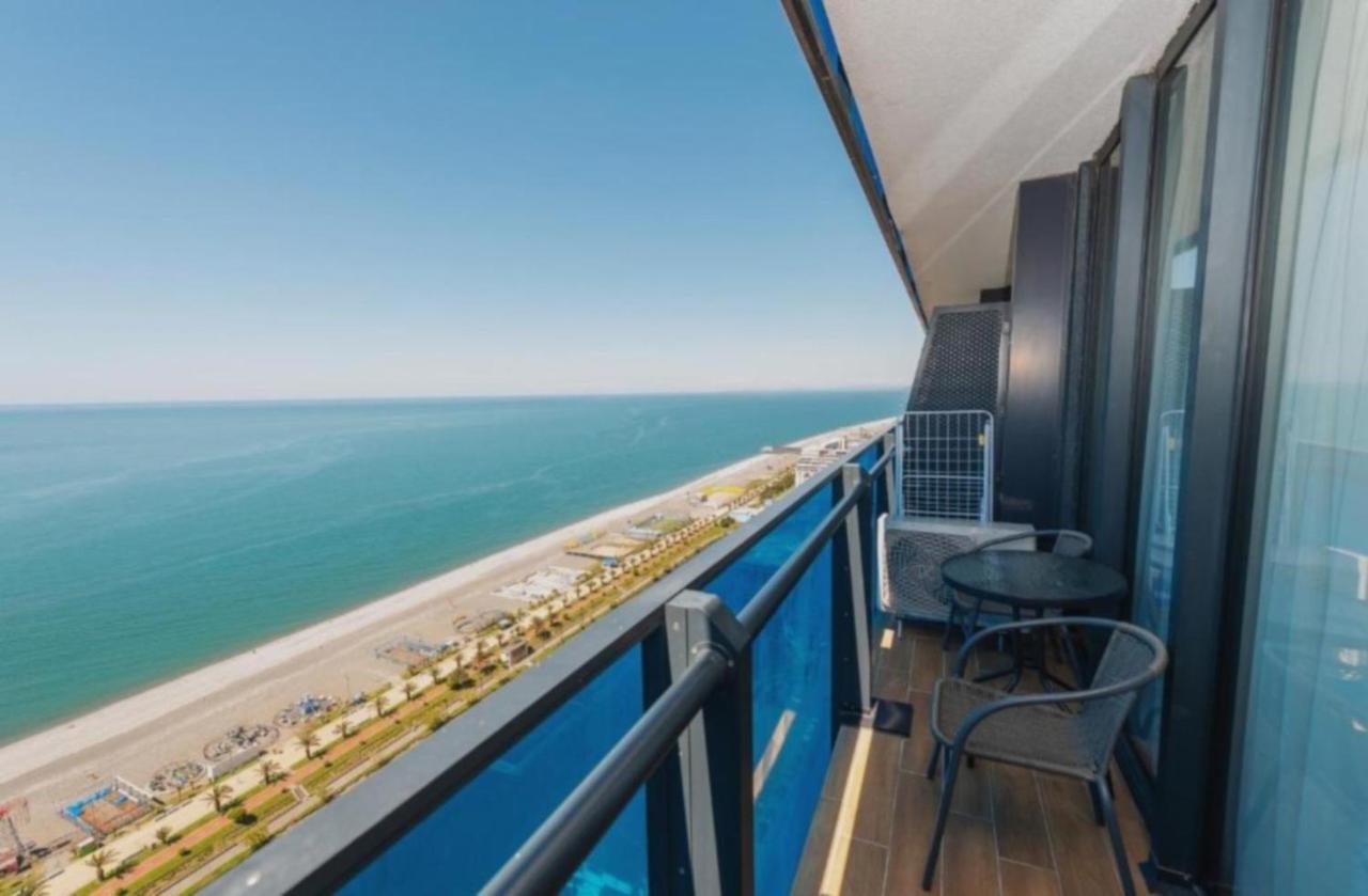 Sea View Aparthotel In Orbi City Батуми Экстерьер фото